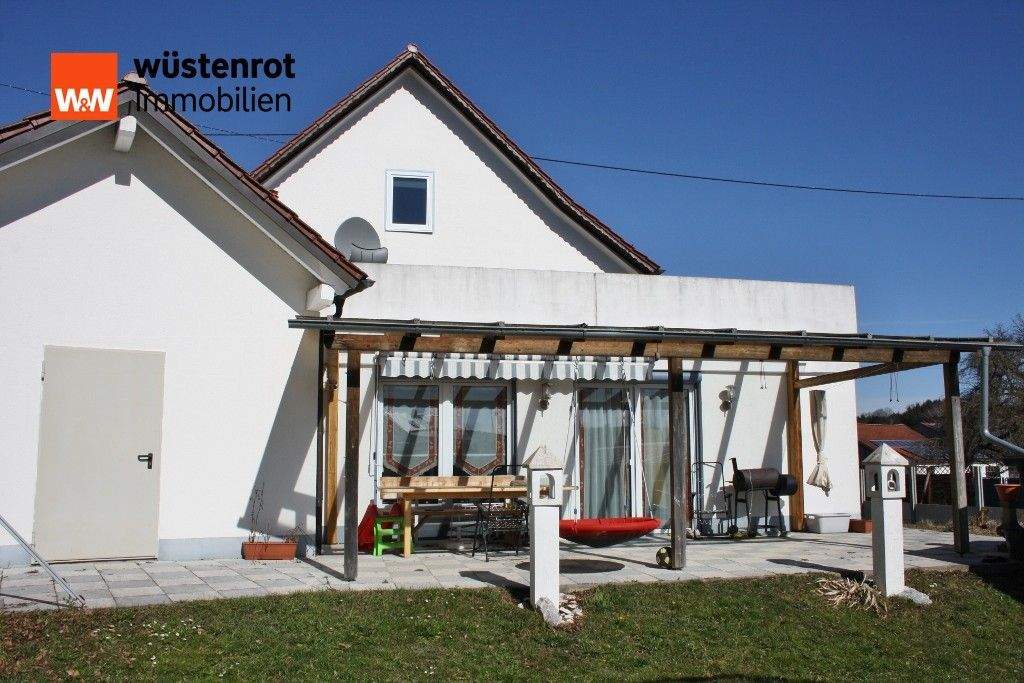 Immobilie in Markt Rettenbach - Großzügige, behindertengerechte Doppelhaushälfte mit Garten und Garage - Bild 0