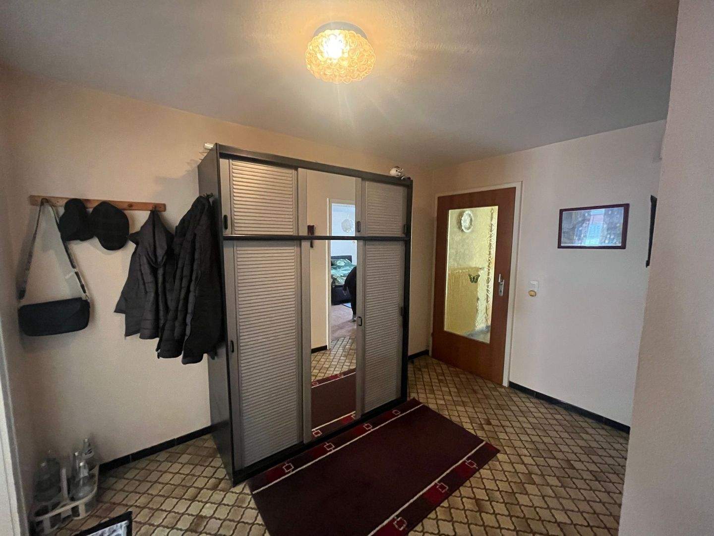 Immobilie in Malsburg-Marzell - Neuer Preis: Solides Zweifamilienhaus in Malsburg-Marzell mit viel Platz und jeder Menge Möglichkeiten - Bild 3