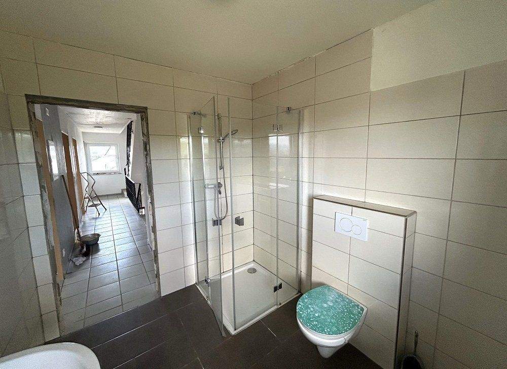 Immobilie in Altrich - zwei Wohnhäuser und rd. 20.000 qm Land direkt am Haus (Nähe zur Stadt Wittlich 5 km) - Bild 19