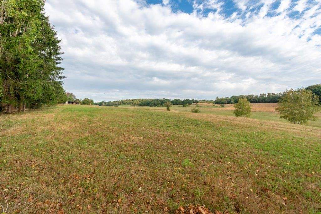 Immobilie in Losheim am See - 9.600 Quadratmeter lassen in Losheim an der Schachenstraße 12 und 14  Pferde wiehern - Bild 11