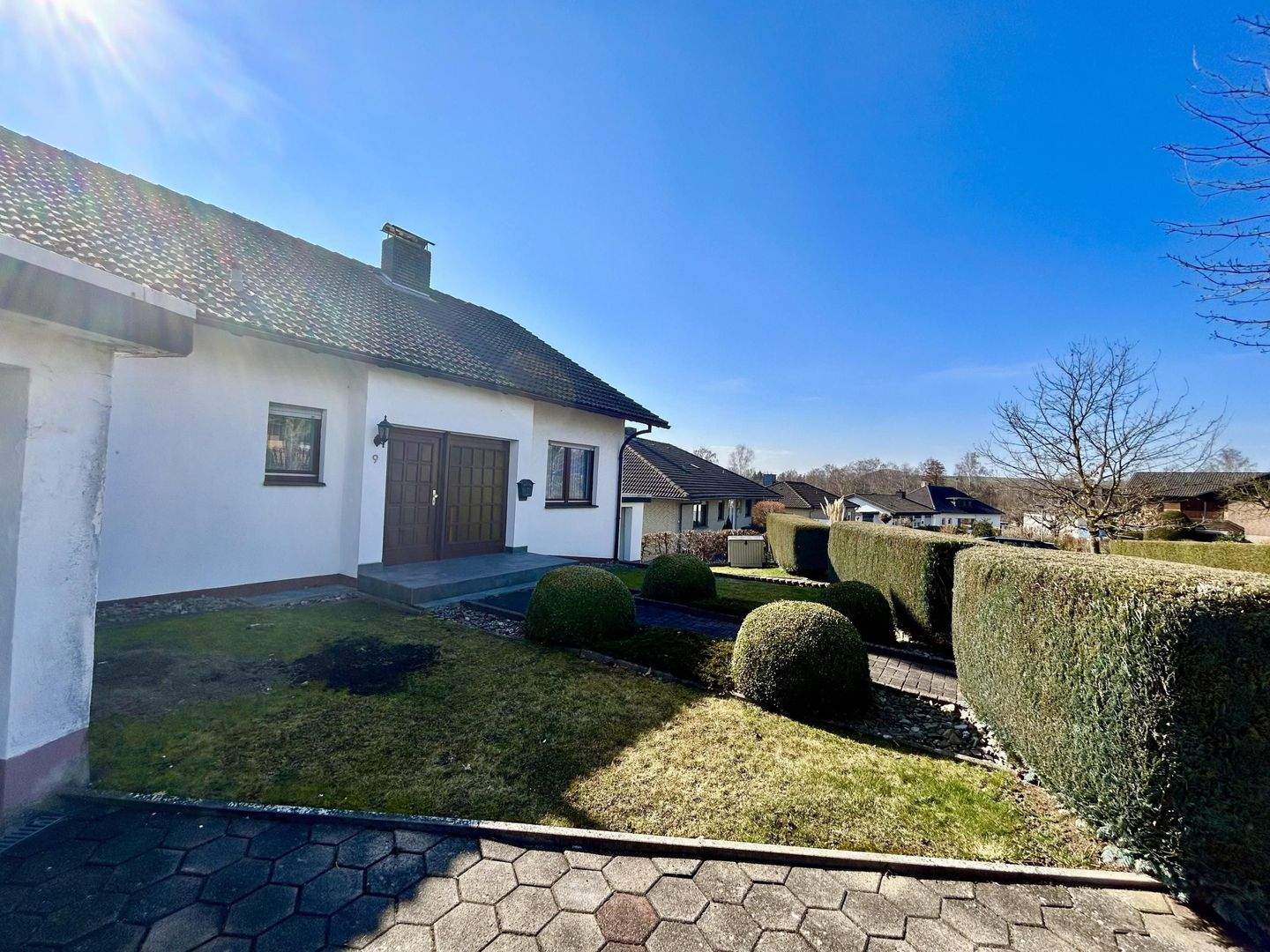 Immobilie in Lügde - Zwei Wohneinheiten, ein Zuhause - Großzügiges Einfamilienhaus mit Einliegerwohnung in ruhiger Lage von Sabbenhausen - Bild 9