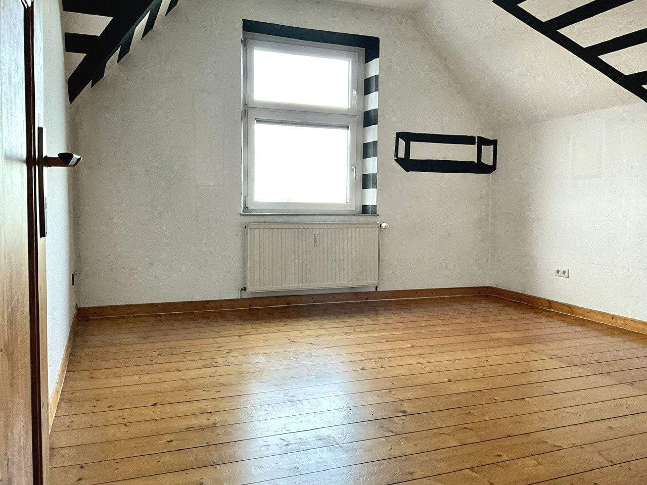 Immobilie in Halver - Historisches Zweifamilienhaus in Halver - Eine Kombination aus Eigennutzung und gesicherter Mieteinnahme - Bild 13