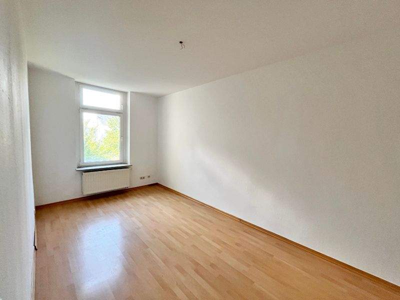 Immobilie in Döbeln - Charmante 3-Raum-Altbauwohnung am Park in Döbeln - Bild 8