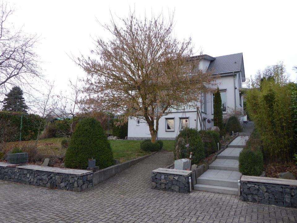 Immobilie in Kalbach - Charmantes Einfamilienhaus mit sonniger Terrasse und Einliegerwohnung! - Bild 7