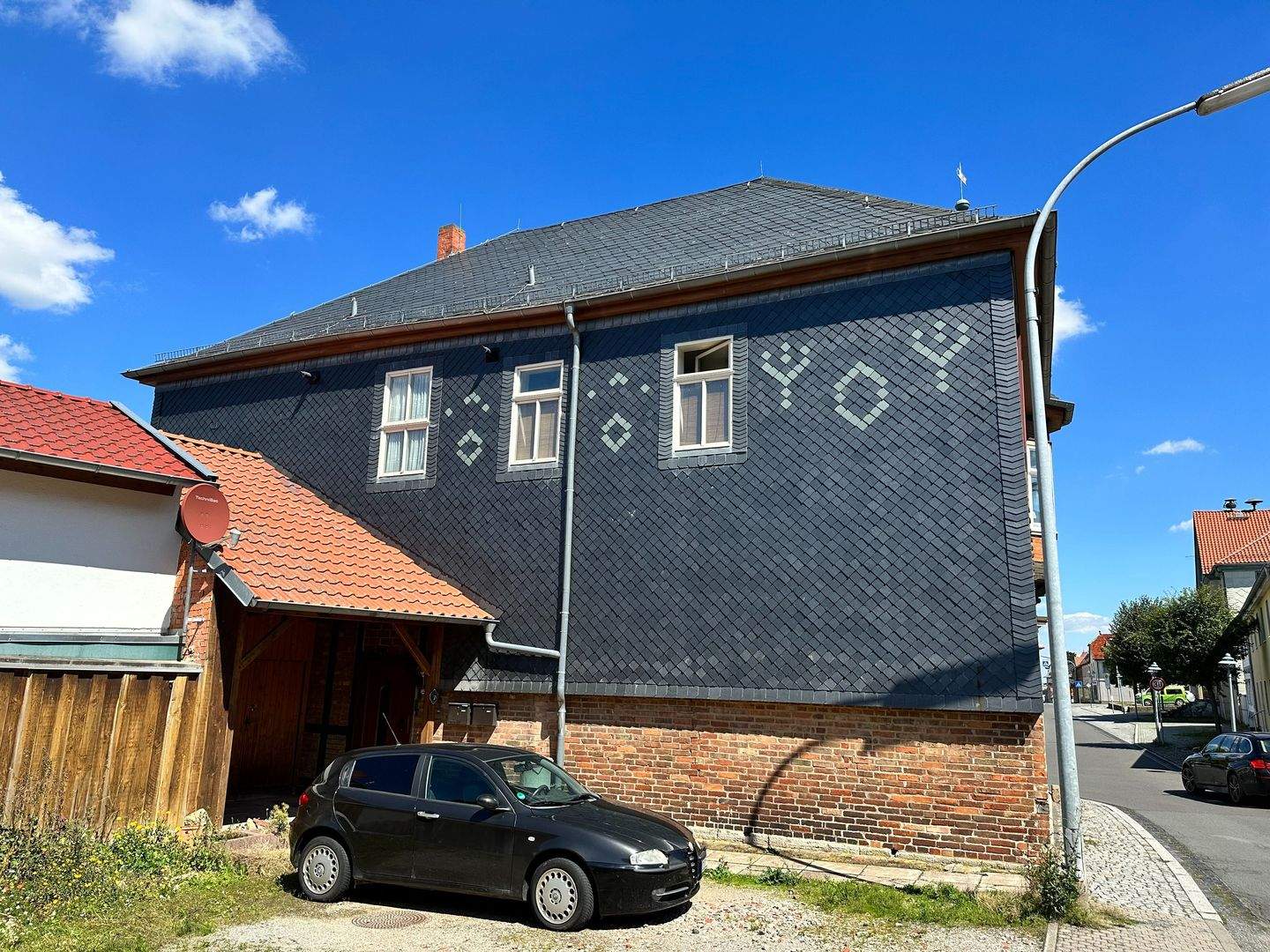 Immobilie in Ebeleben - Stadtvilla mit historischem Charme in zentraler Lage - Bild 2