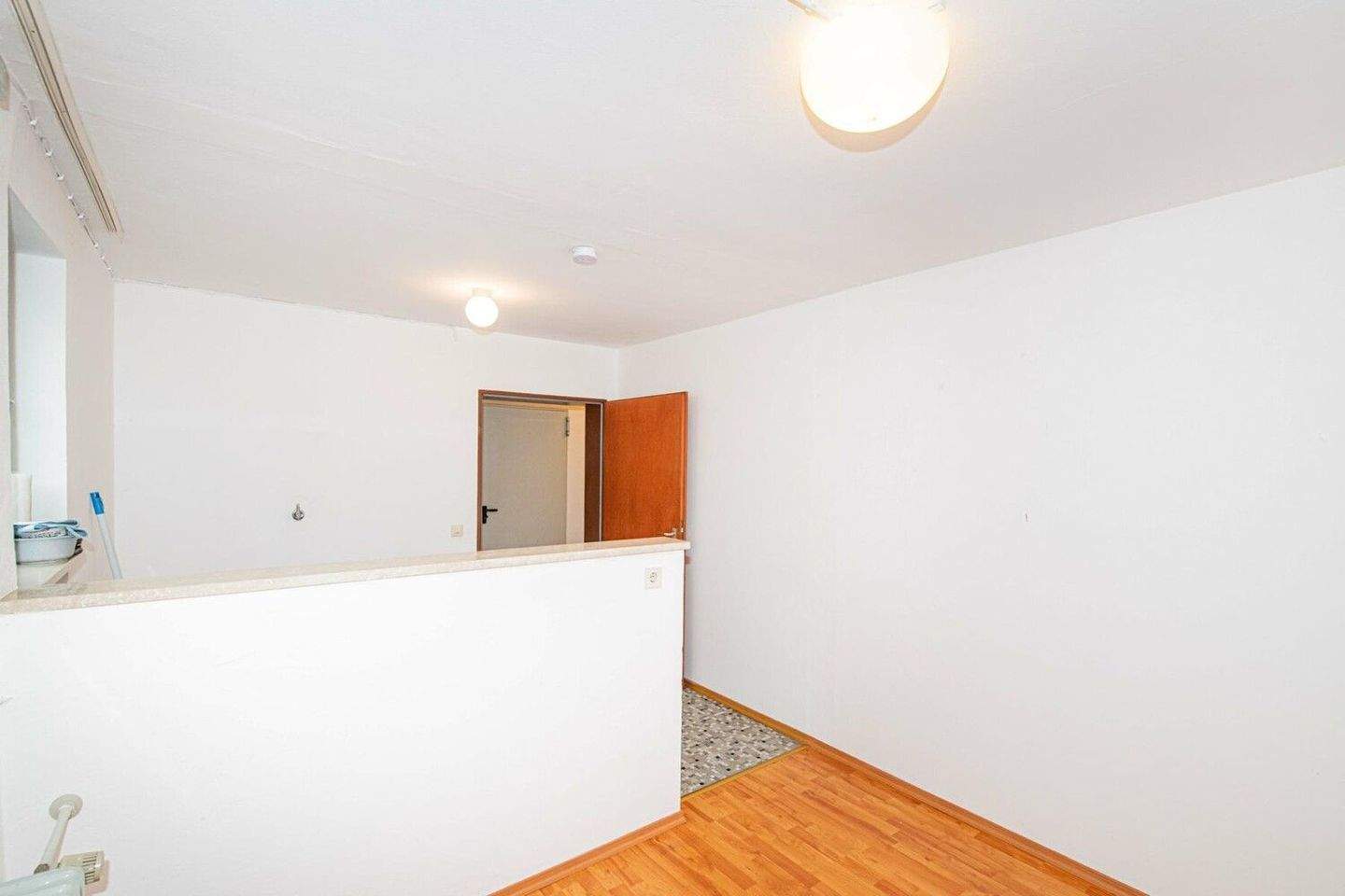 Immobilie in Furth im Wald - Familienfreundliches Einfamilienhaus mit offenem Wintergarten und herrlicher Gartenanlage - Bild 37