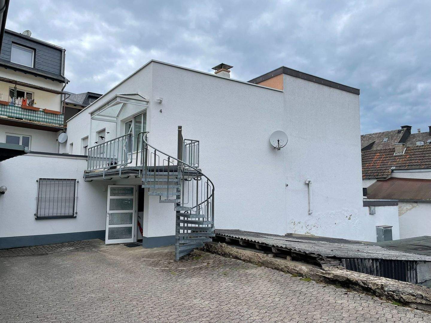 Immobilie in Prüm - **Wohn- und Geschäftshaus  in 1A Lage von Prüm mit Dachterrasse** - Bild 12