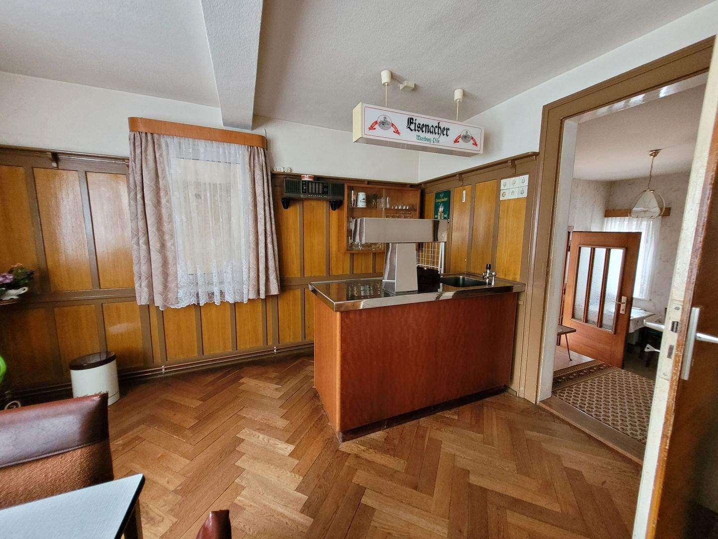 Immobilie in Hörselberg-Hainich - Bauernhof mit großem Hof und Nebengelassen  am Fuße des Hörselberges - Bild 2