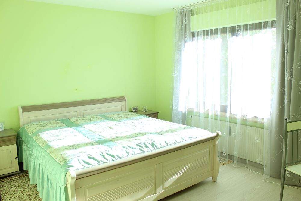 Immobilie in Kulmbach - Ein Haus zum Glücklichsein! Beste Lage - super Aussicht! - Bild 18