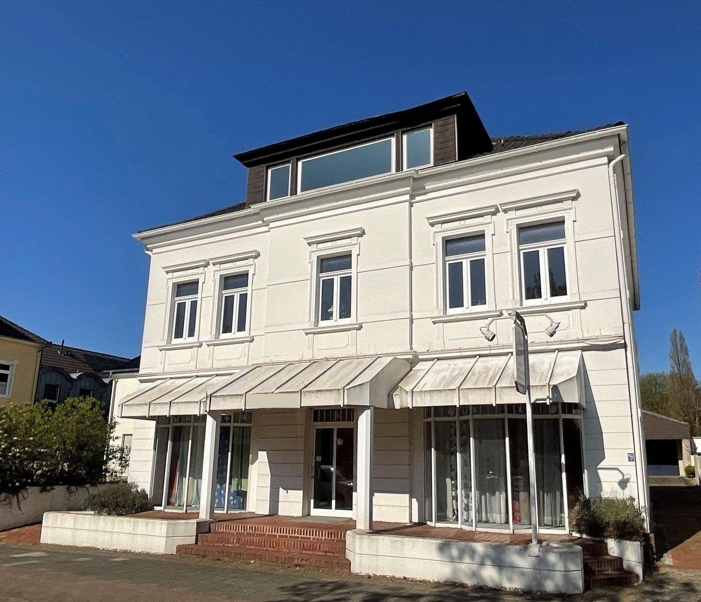 Immobilie in Lengerich - Immobilienpaket mit tollem Architektenhaus und einem Zweifamilienhaus mit Gewerbeeinheit - Bild 1