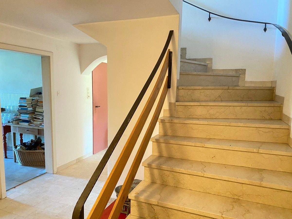 Immobilie in Rimsting - Prien am Chiemsee: Älteres EFH m. ca. 1.650 m2 Grund in herrlicher Randlage m. Berg- u. Seeblick! - Bild 15