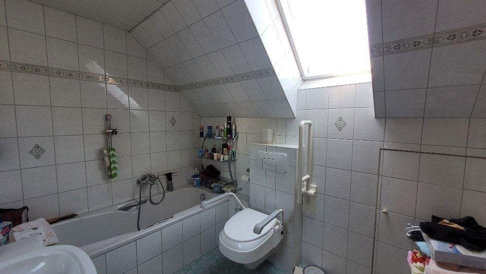 Immobilie in Klingenthal - Modernes Familienhaus mit großem Garten - Bild 28