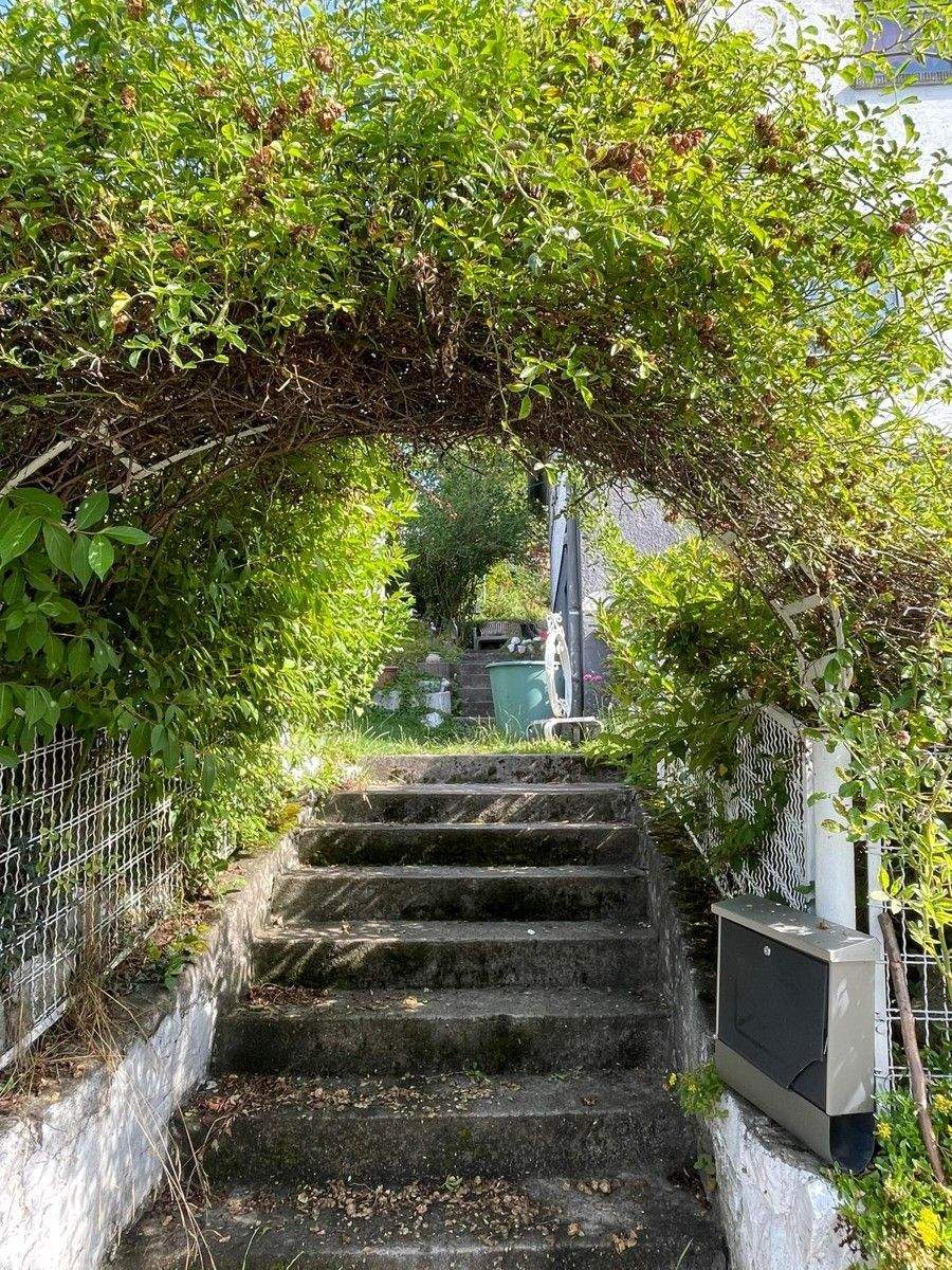 Immobilie in Dietzhölztal - Ewersbach: Charmantes Einfamilienhaus mit großem Garten - Bild 5