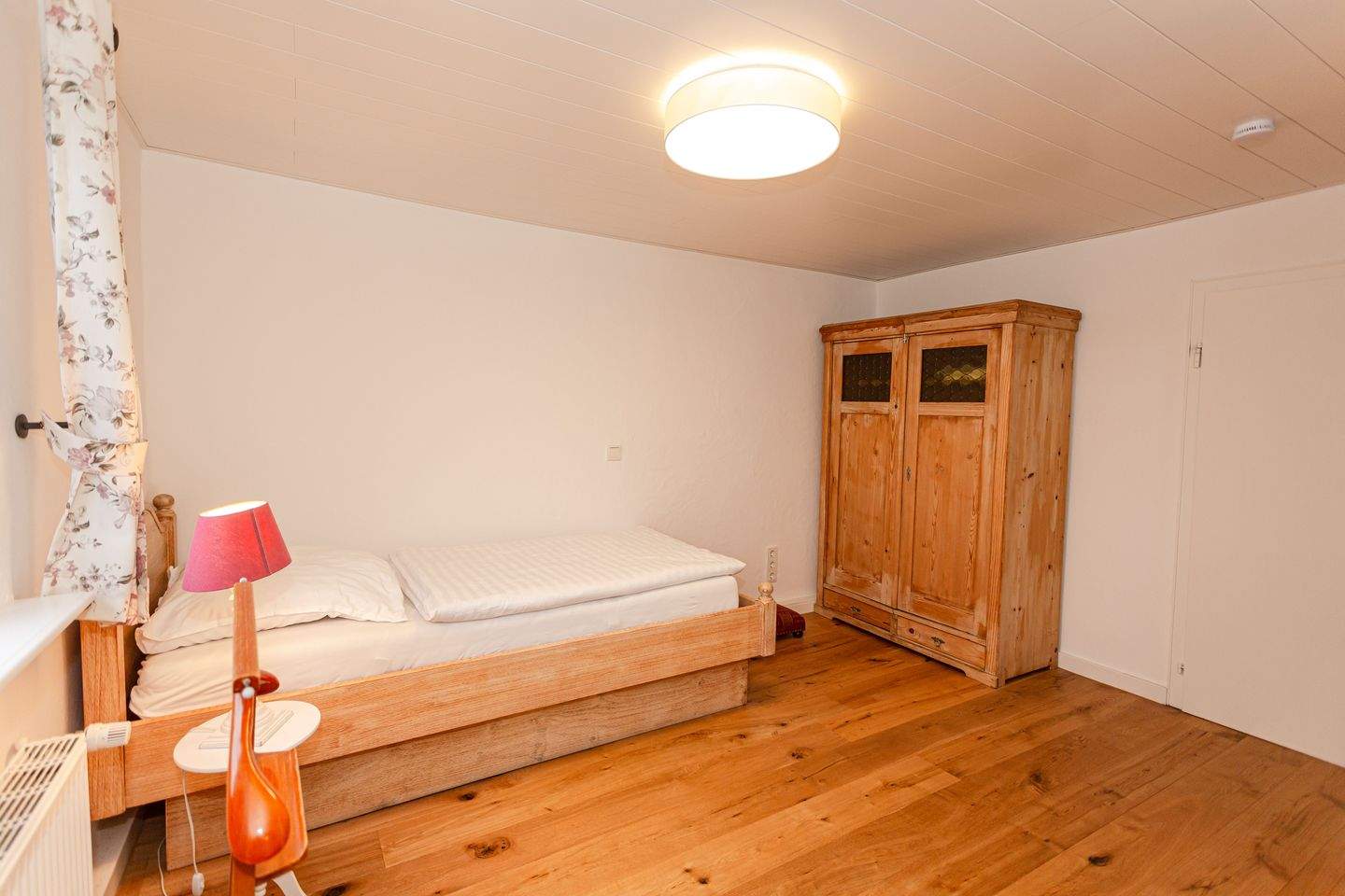 Immobilie in Mastershausen - Charmantes und modernisiertes Familienhaus mit Garge und Garten in Mastershausen, Nähe Kastellaun - Bild 11