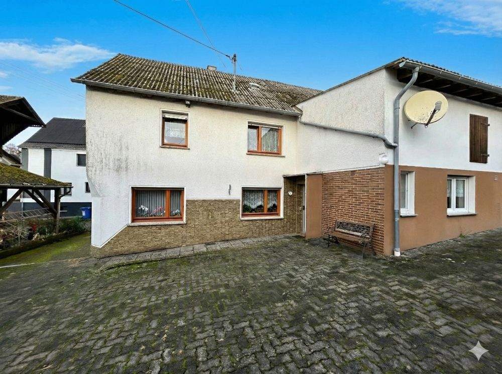 Immobilie in Gieleroth - Großes Bauernhaus mit viel Platz für Sie und Ihre Familie sowie Ihre Hobbies in Gieleroth - Bild 3