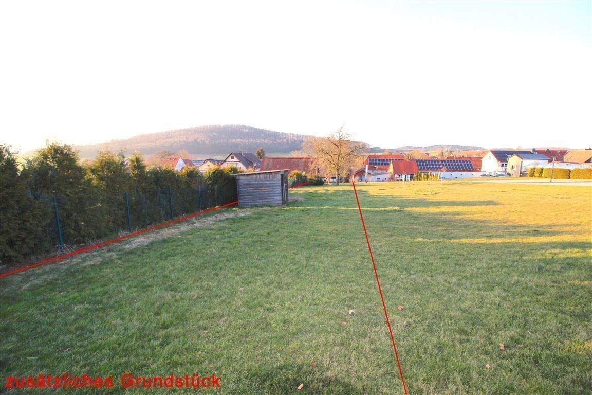 Immobilie in Adelebsen - Ein- bis Zweifamilien Fachwerkhaus mit Bauerwartungsland in Barterode - Bild 37