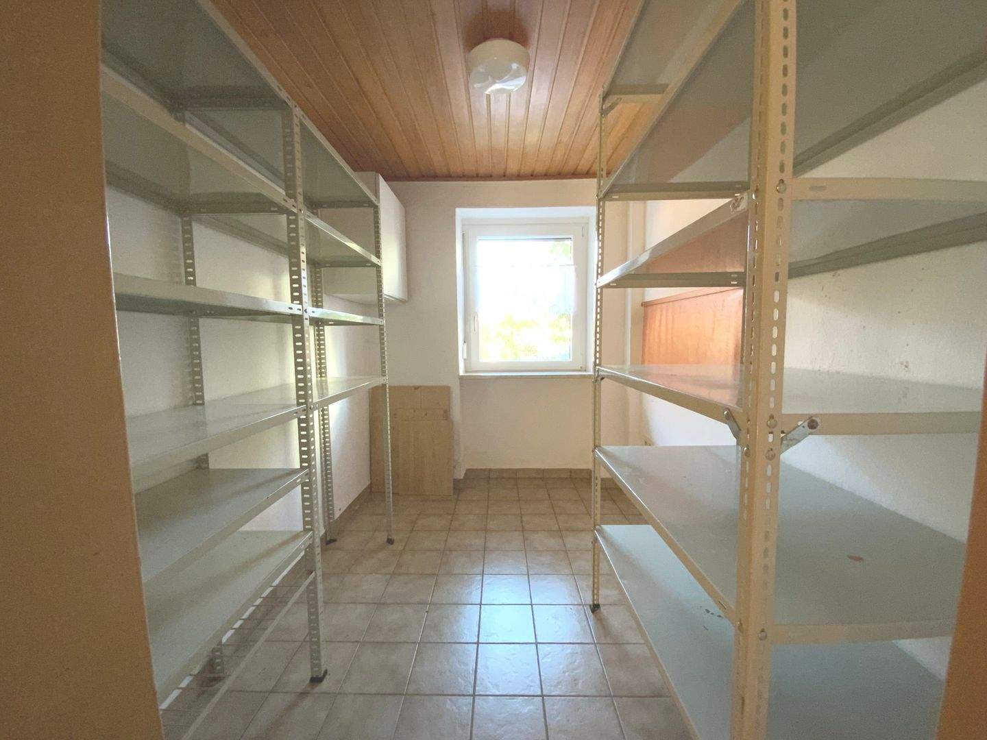 Immobilie in Meinheim - Ehemalige Hofstelle - viel Platz für Ihre Ideen! - Bild 7