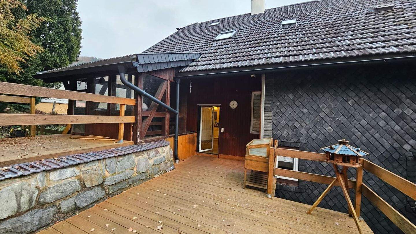 Immobilie in Frankenblick - Liebevoll gestaltete Doppelhaushälfte mit Einliegerwohnung in der Gemeinde Frankenblick OT Rauenstein - Bild 11