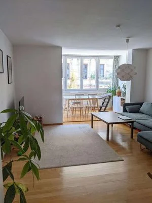 Helle 3-Zimmer Wohnung mit Einbauküche, Nähe Charlottenplatz | Wohnung Stuttgart