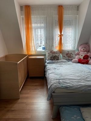 Kinderzimmer / Esszimmer