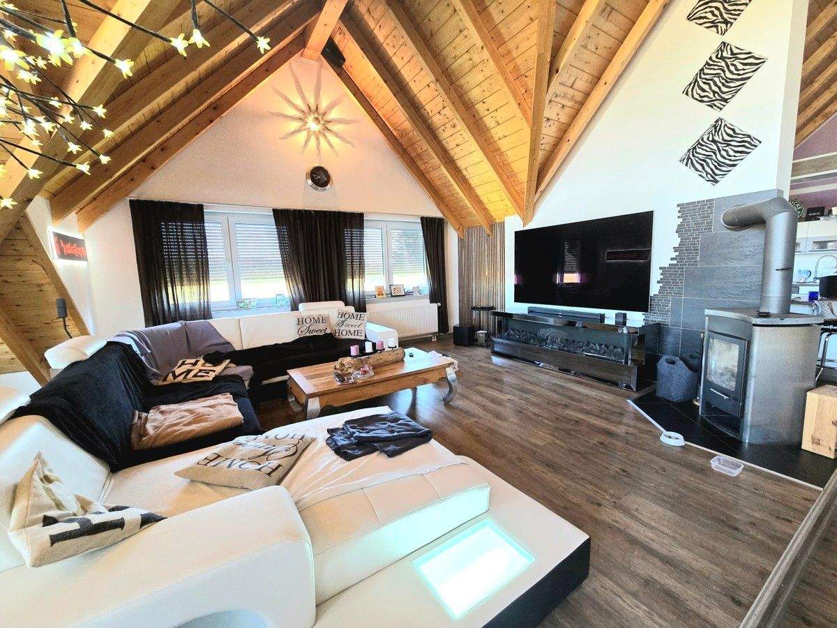 Immobilie in Malsfeld - Großzügiges Zweifamilienhaus in Malsfeld-OT - Bild 11