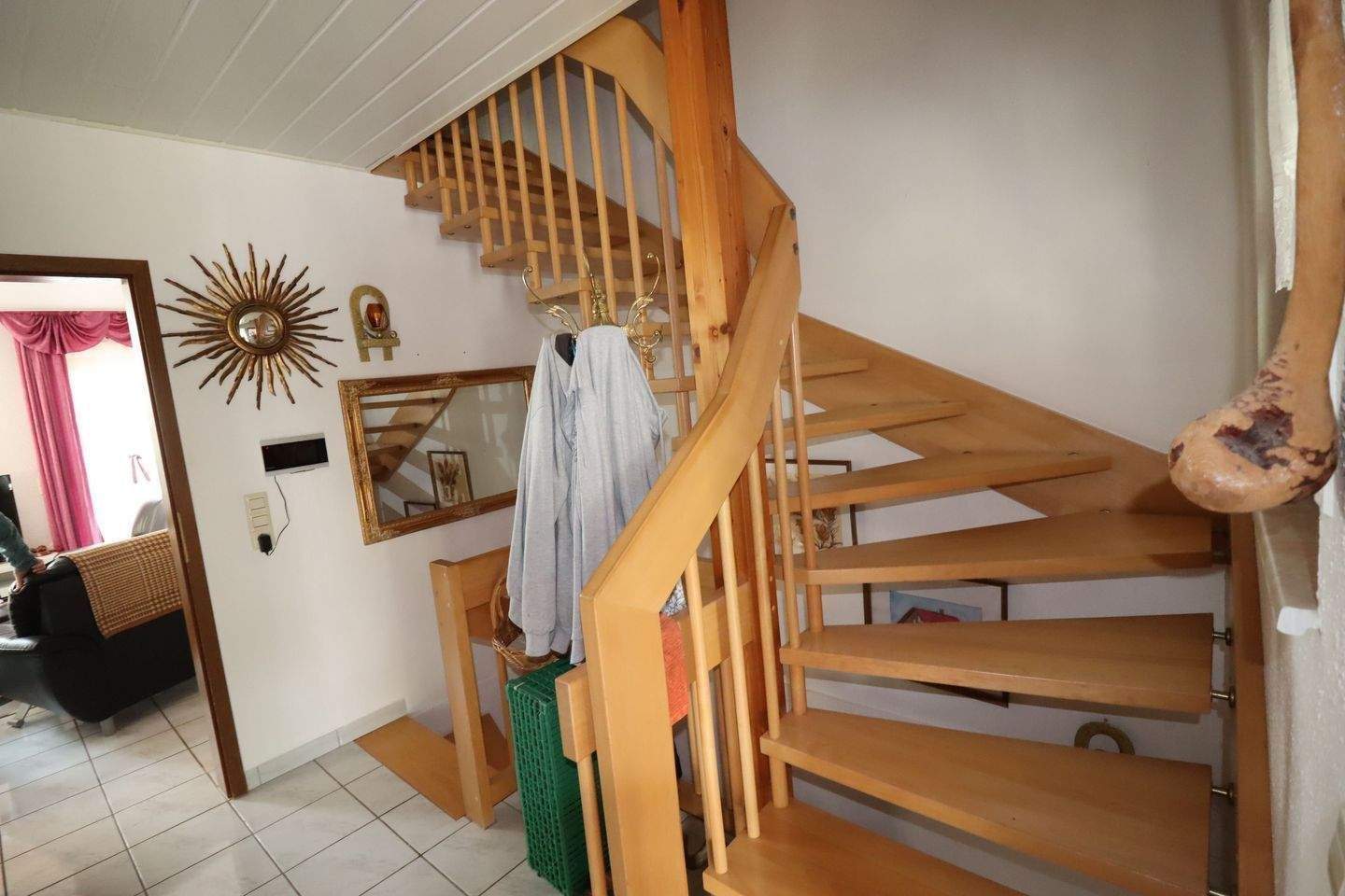 Immobilie in Unterschwaningen - Wohnhaus mit schönem Garten in 91743 Unterschwaningen - Bild 17