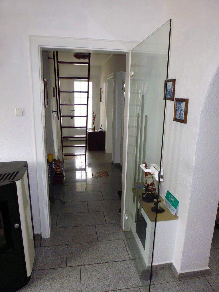 Immobilie in Eppenberg - Gepflegtes 5-Zi-Einfamilienhaus mit schönem Garten, Garage und guter Verkehrsanbindung - Bild 3