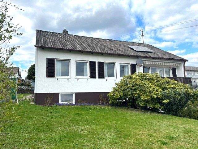 Immobilie in Schöllnach - Einfamilienhaus in Schöllnach - Bild 1