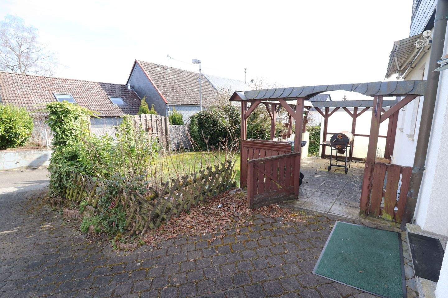 Immobilie in Mastershausen - Charmantes und modernisiertes Familienhaus mit Garge und Garten in Mastershausen, Nähe Kastellaun - Bild 34