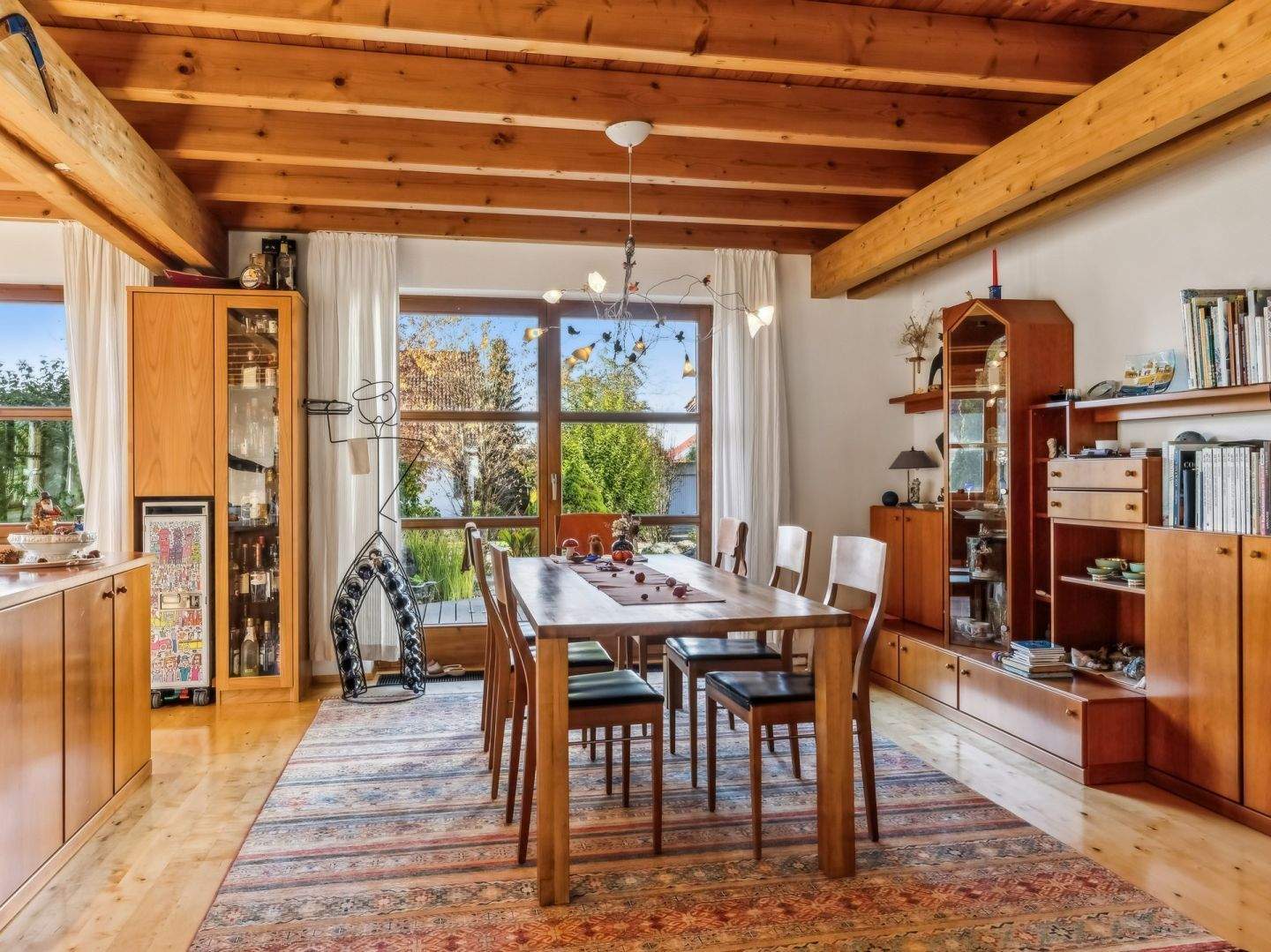 Immobilie in Heroldstatt - Einfamilienhaus mit Einliegerwohnung, Aufzug, Doppelgarage &amp; Traumgarten in Heroldstatt-Sontheim - Bild 5