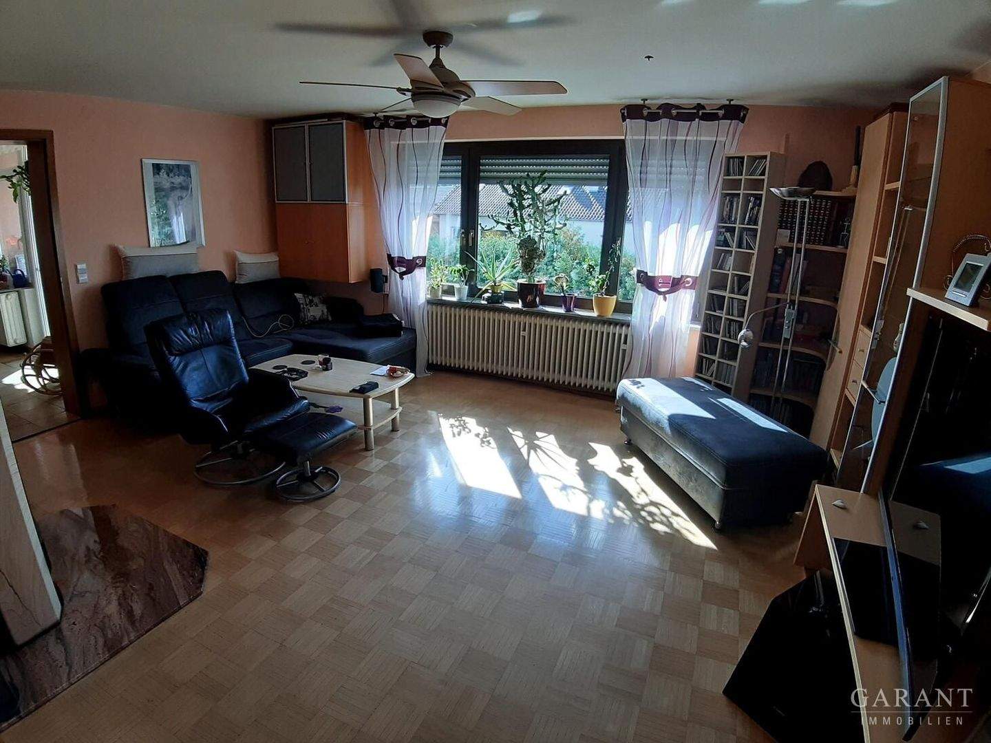 Immobilie in Hirrlingen - Generationenwohnen mit Gewerbeanteil - Bild 1