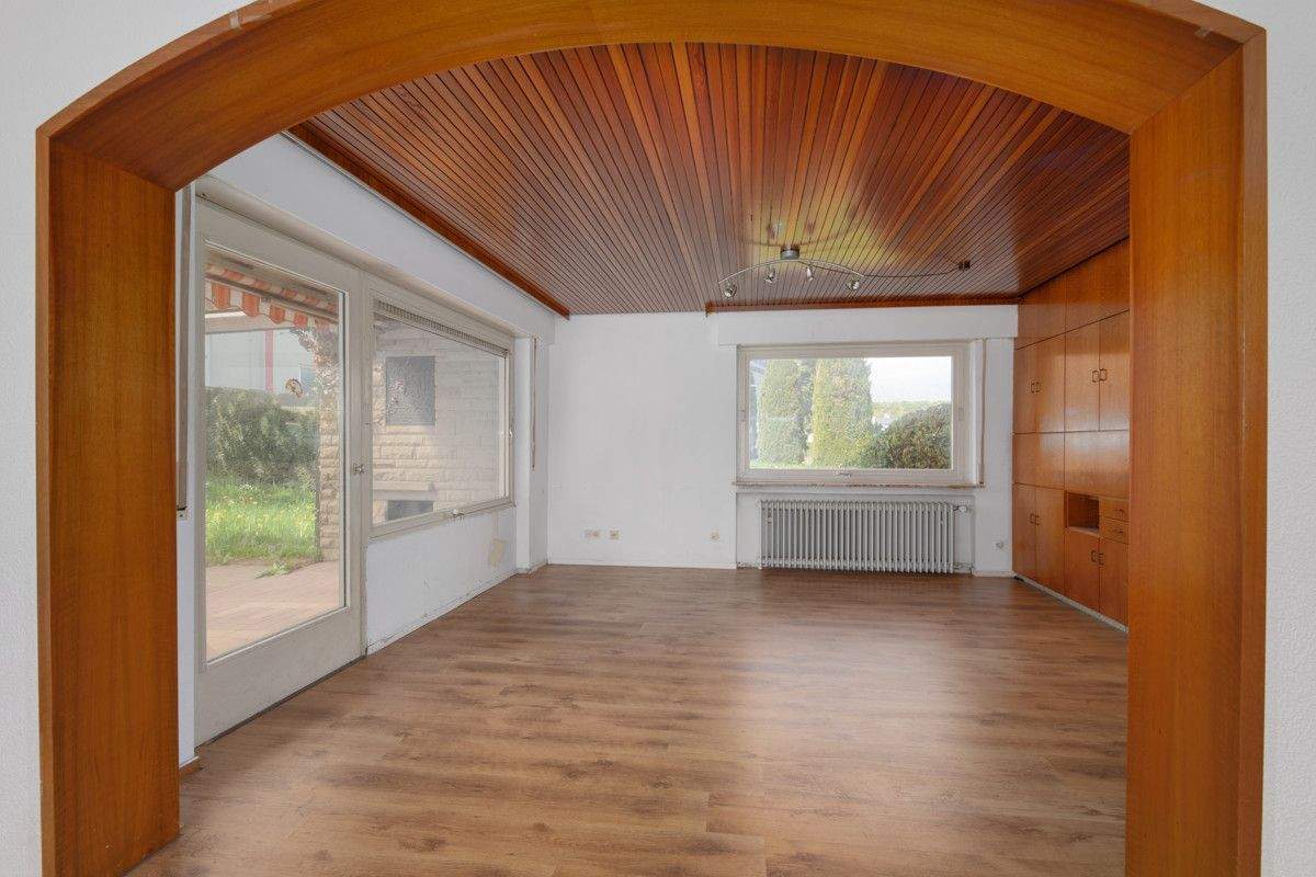 Immobilie in Remchingen - Vielseitiges Anwesen im Gewerbegebiet in Remchingen-Nöttingen - Bild 2