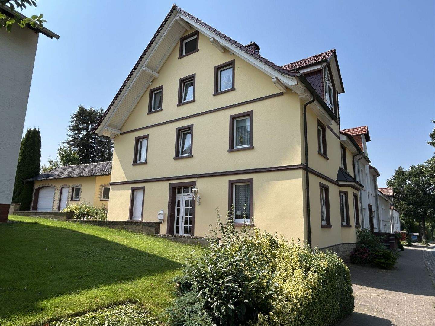 Immobilie in Borgentreich - Vielseitiges Wohnhaus mit großzügigem Anwesen am Rande von Rösebeck - Bild 3