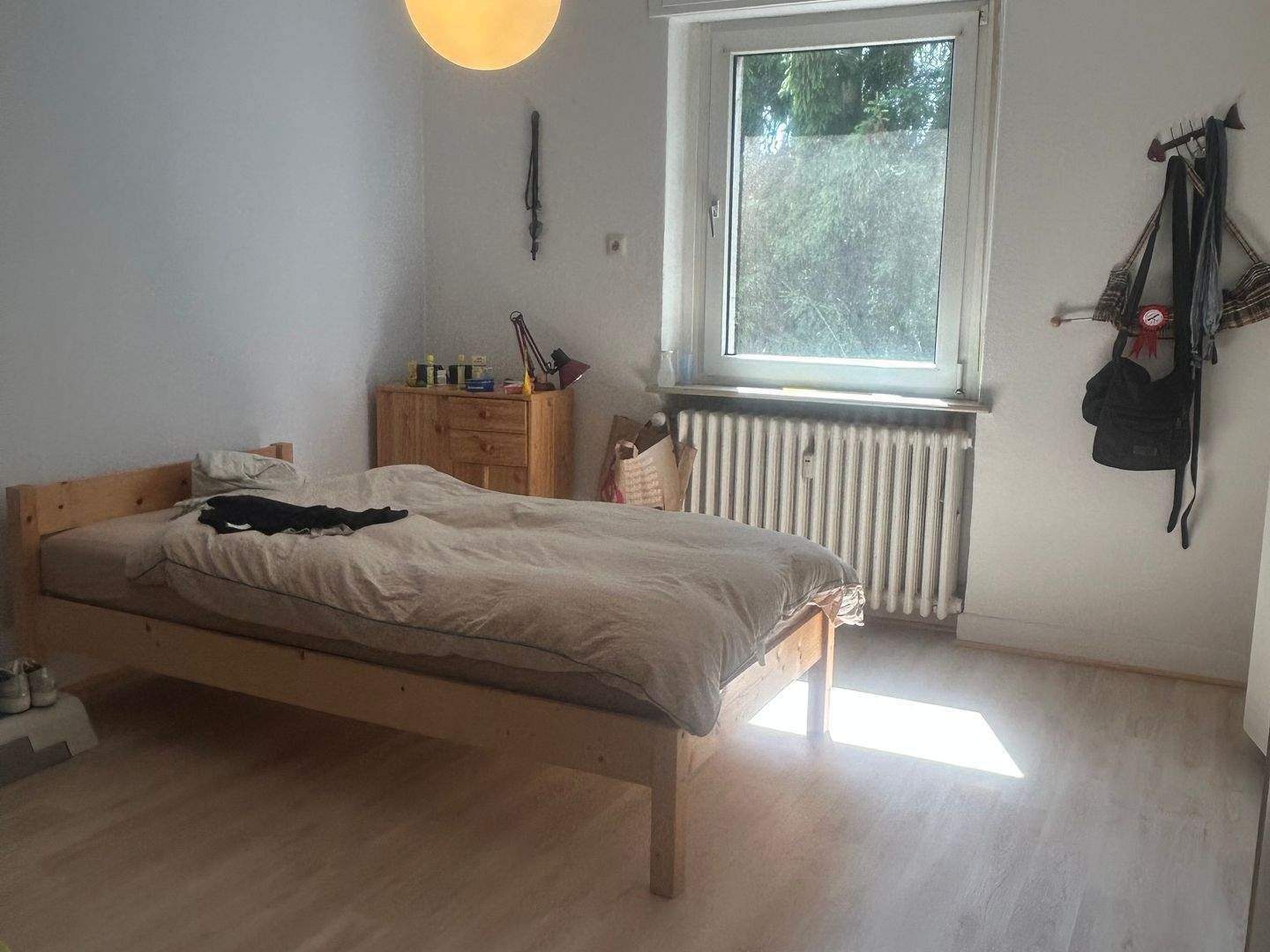 Immobilie in Lüdenscheid - Stilvolles Zweifamilienvilla mit Balkonen, Sauna, Kellerbar & Doppelcarport – auf großem Grundstück mit privater Zufahrt... - Bild 17