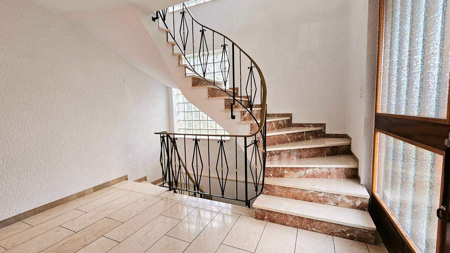 Immobilie in Bullay - Sehr gepflegtes Einfamilienhaus mit Garage, Garten und Balkon in Bullay/Mosel - Bild 15