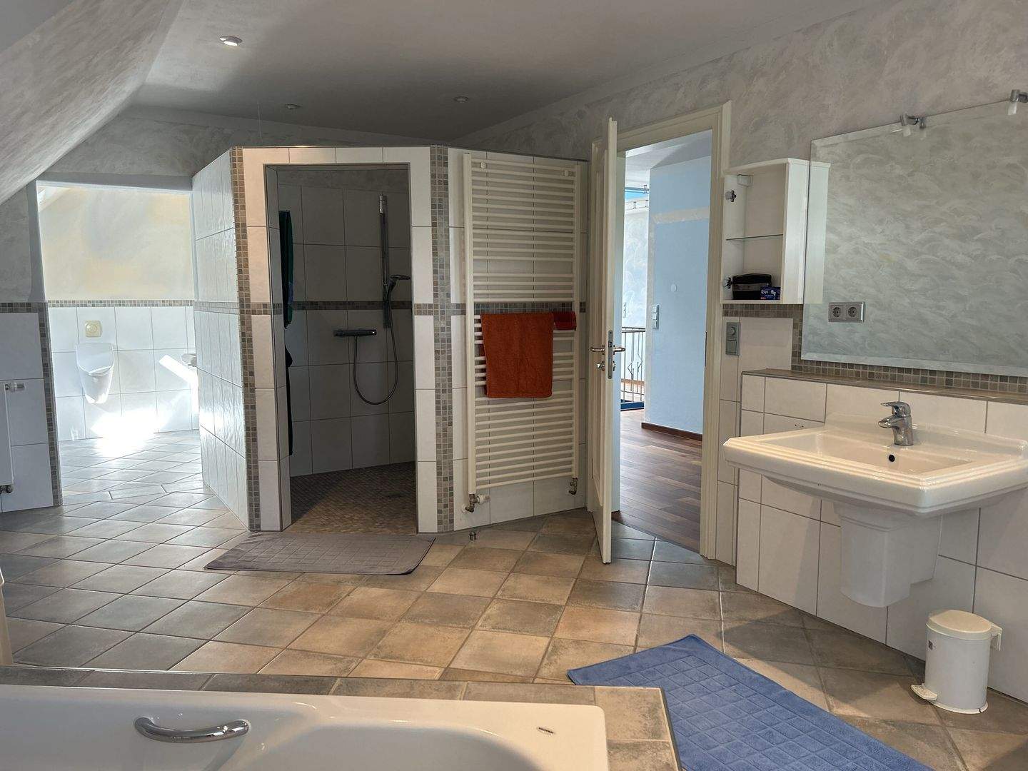 Immobilie in Preußisch Oldendorf - Schönes Landhaus! Großzügiges Anwesen für Tier- und Pferdehaltung! - Bild 21