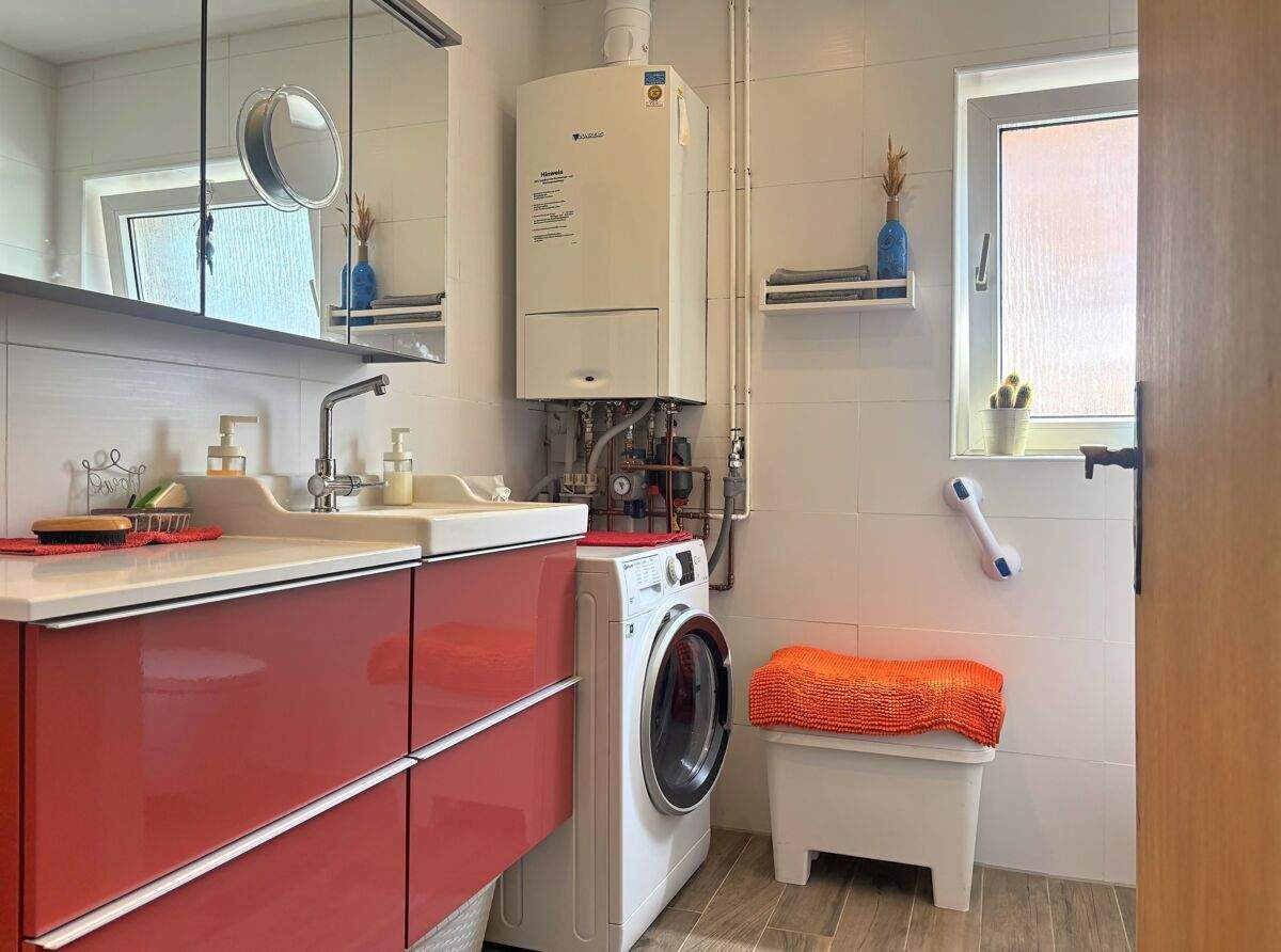 Immobilie in Wiesmoor - Teilsaniertes Landhaus mit Einliegerwohnung, Nebengebäude und über 4 ha Weideland in Wiesmoor - Bild 28