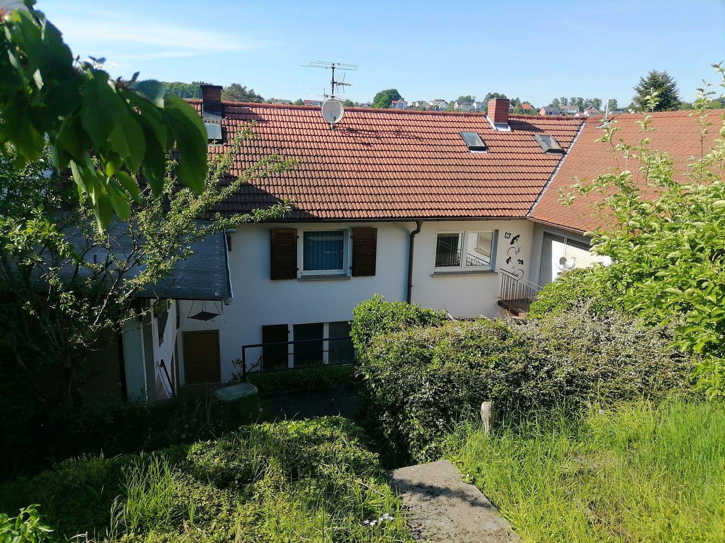 Immobilie in Hochspeyer - MEHRGENERATIONENHAUS oder HAUS mit 3 WOHNUNGEN - Bild 1