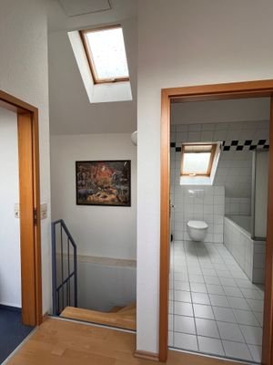 Treppenaufgang mit Bad WC
