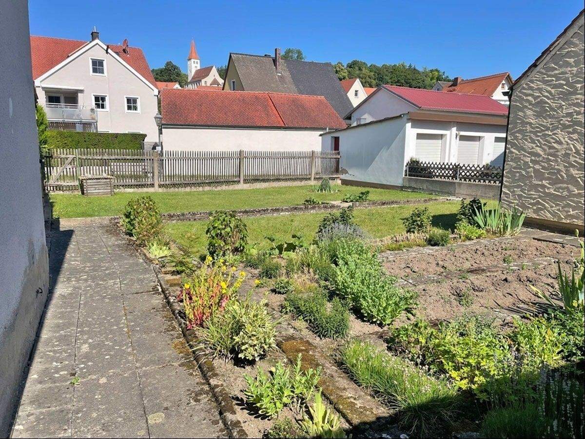 Immobilie in Greding - Stadthaus inkl. Garten - Bild 6