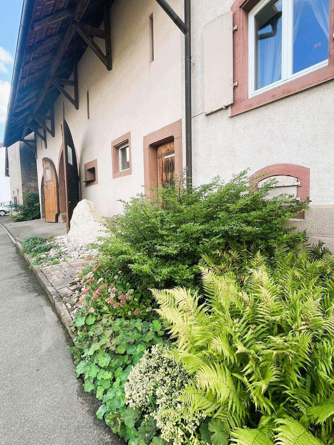 Immobilie in Efringen-Kirchen - Gepflegtes Bauernhaus in Egringen bietet massig Platz und noch mehr Möglichkeiten - Bild 2