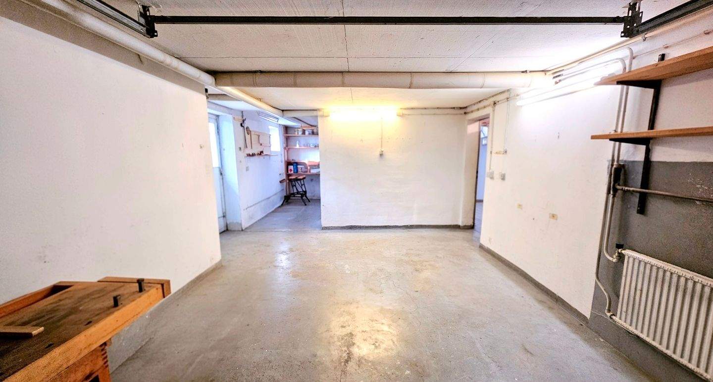 Immobilie in Bullay - Sehr gepflegtes Einfamilienhaus mit Garage, Garten und Balkon in Bullay/Mosel - Bild 23