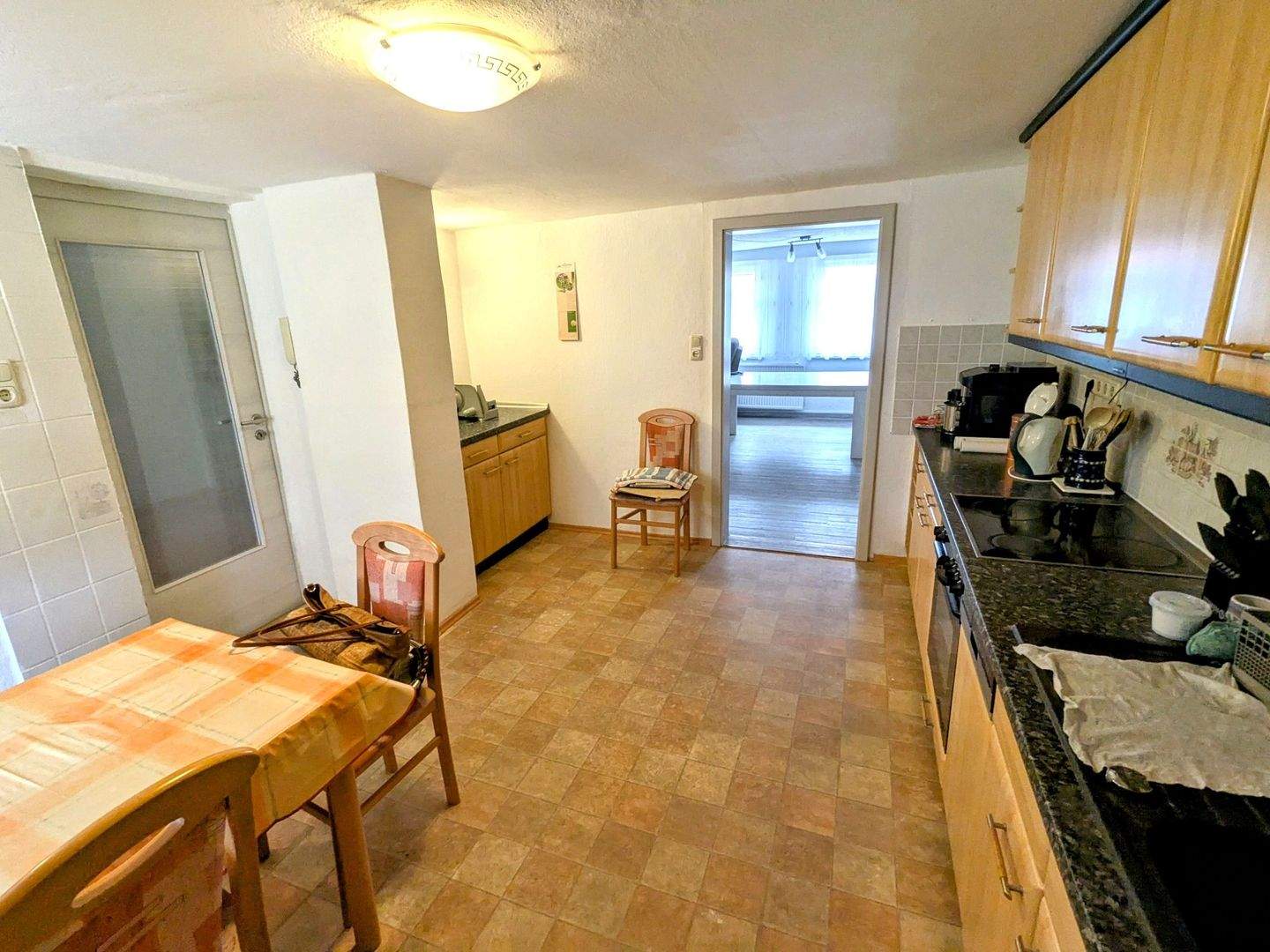 Immobilie in Eisenberg - Gemütliches Einfamilienhaus mit großzügiger Terrasse und Ausbaupotential im Dachgeschoss. - Bild 22