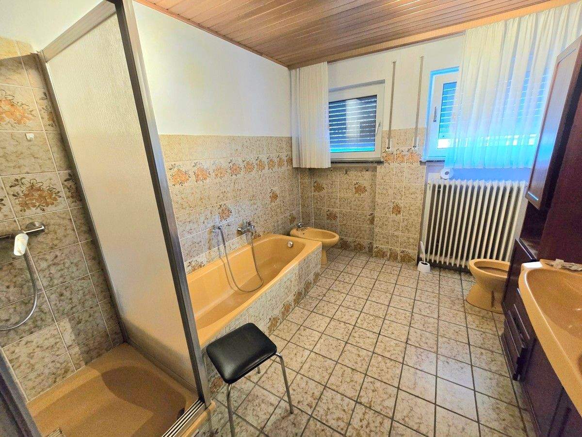 Immobilie in Malsfeld - Großzügiges Zweifamilienhaus in Malsfeld-OT - Bild 34