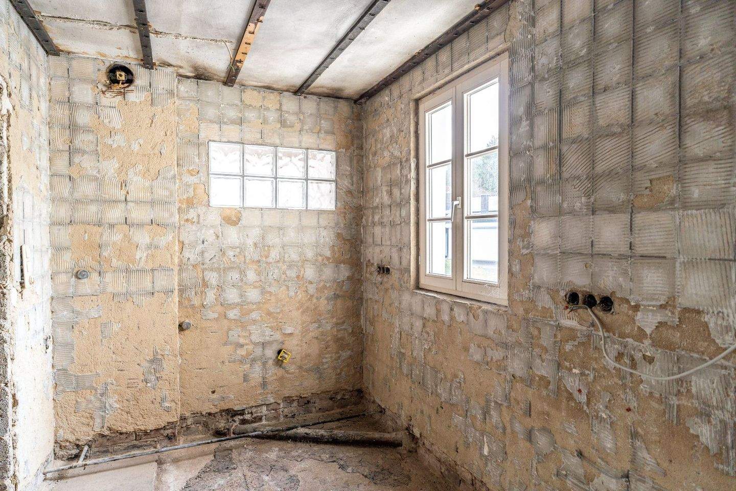 Immobilie in Hellenthal - Einzigartiges Anwesen - großzügiges Wohn- & Geschäftshaus in Hellenthal. *provisionsfrei* - Bild 11