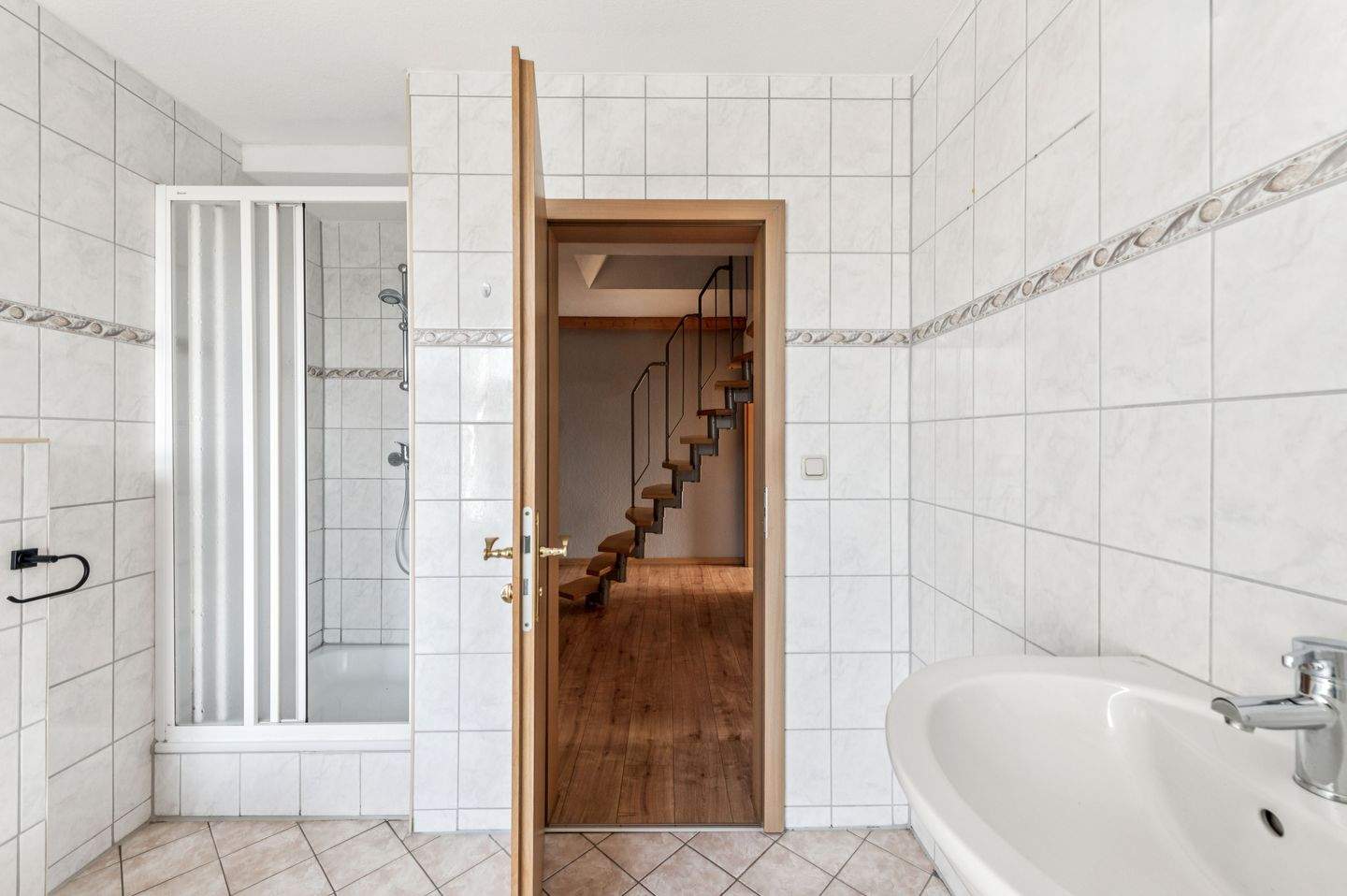 Immobilie in Kröpelin - 3-Raum-Maisonette Dachgeschoss mit eigenem Garten im Gutshaus Jennewitz / Nähe Kühlungsborn - Bild 6