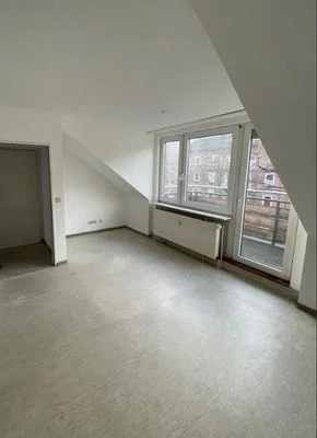 Schöne Dachgeschosswohnung mit Balkon! | Wohnung Hamburg