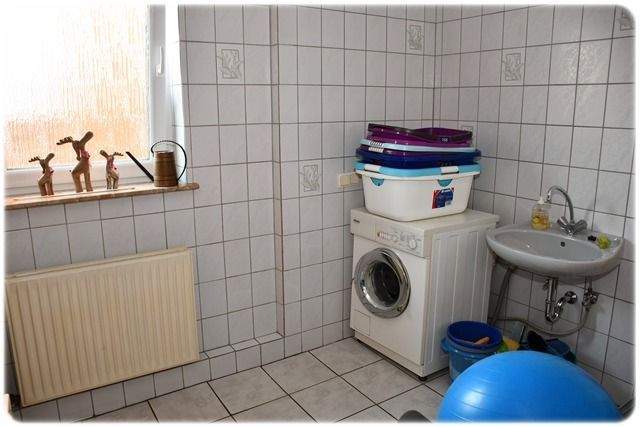 Immobilie in Waldeck - Gepflegtes Wohnhaus mit Nebengebäude - viel Platz für Wohnen, Arbeiten und Freizeit! - Bild 11