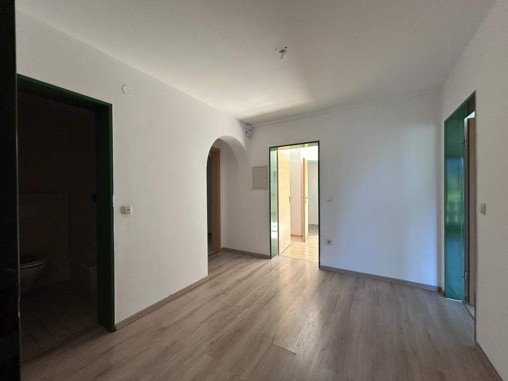 Immobilie in Unterammergau - Geräumige 4-Zi.-Wohnung im I.Obergeschoss - Bild 8