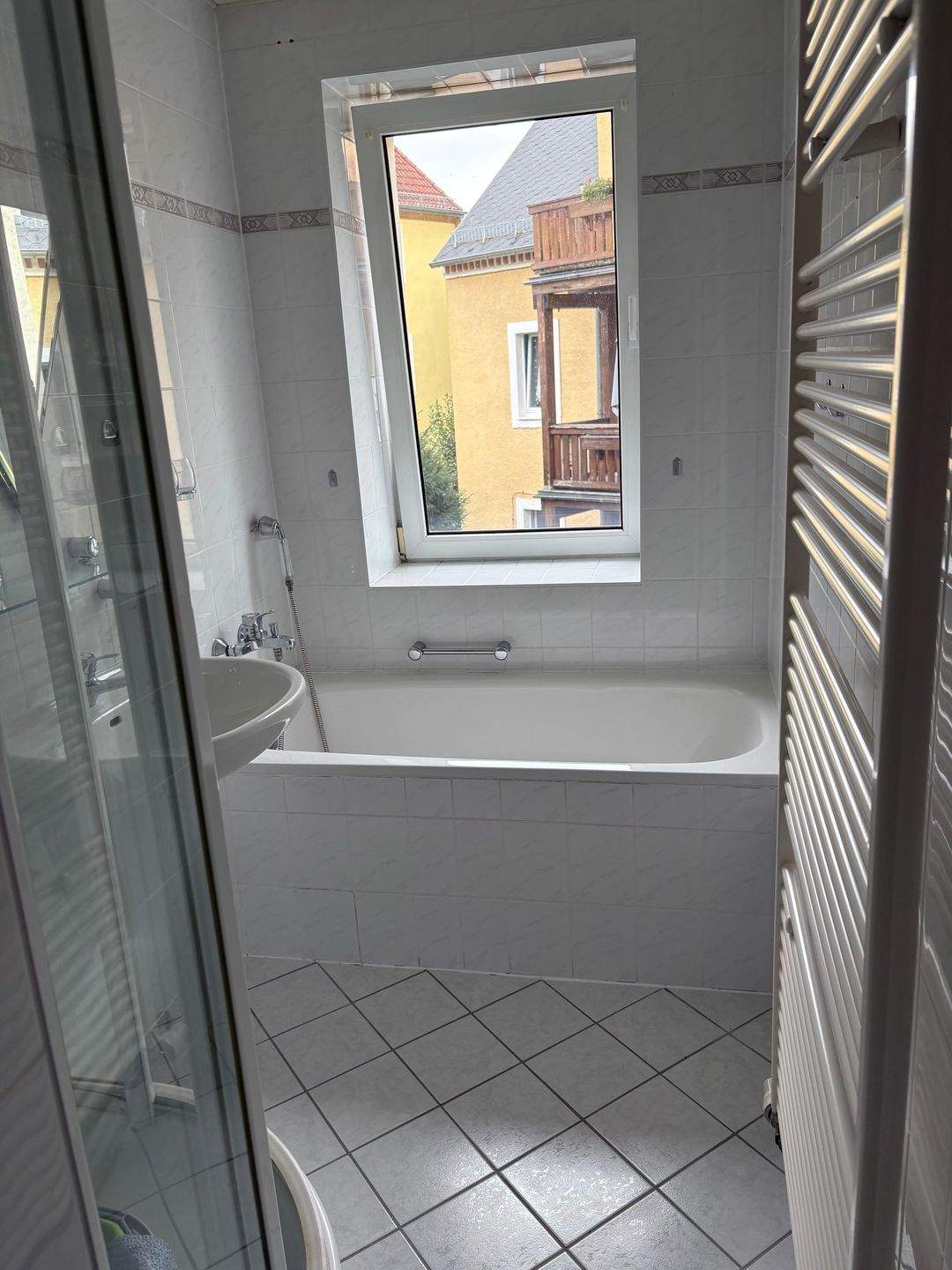 Immobilie in Freital - Ehemaliges 3-Fam.-Haus Nähe Freitaler Klinikum, aktuell zwei schönen Wohnungen sowie attraktive Gewerberäume - Bild 17